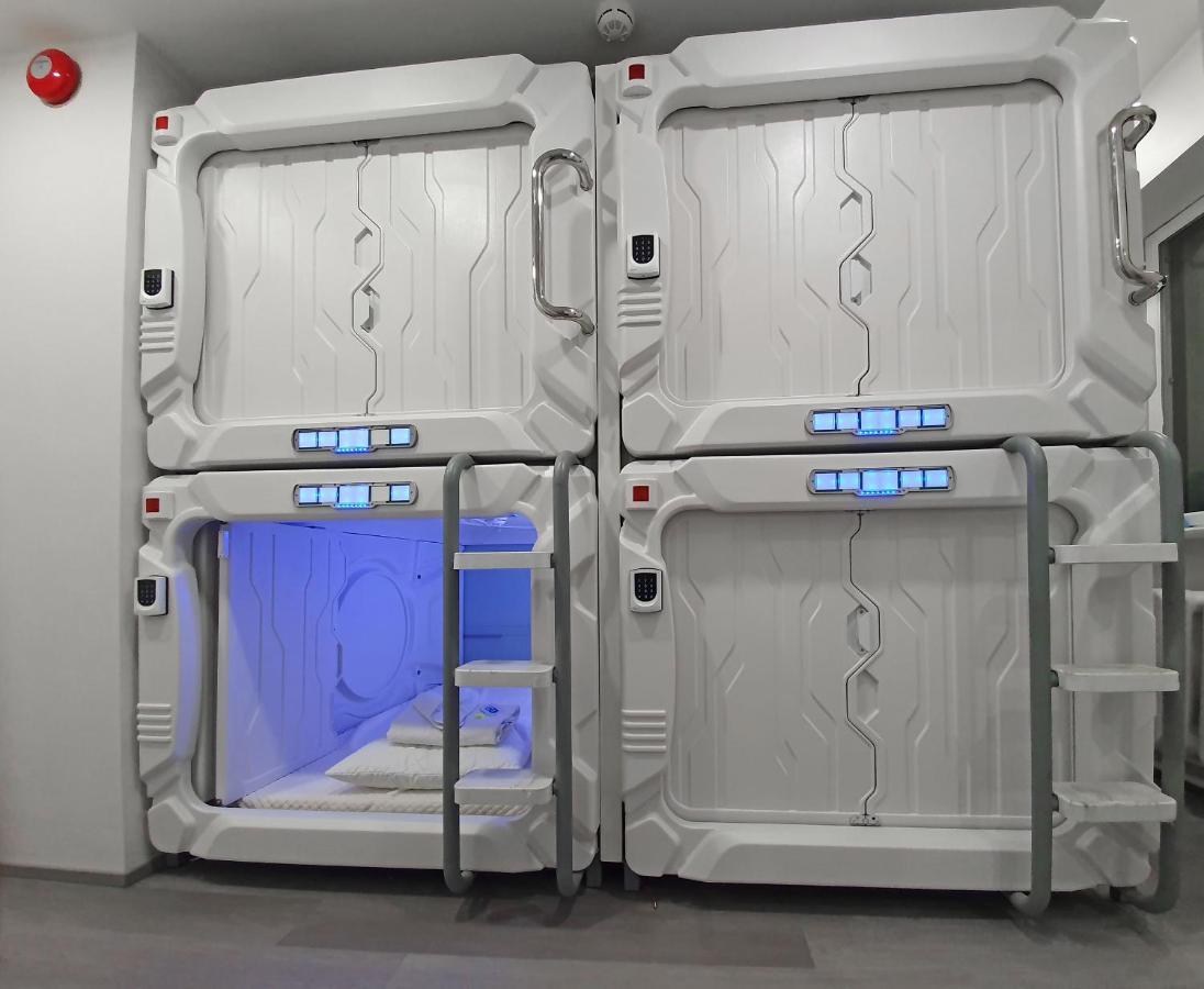 Capsule Hostels Talin Exterior foto