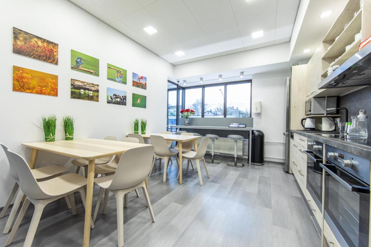 Capsule Hostels Talin Exterior foto